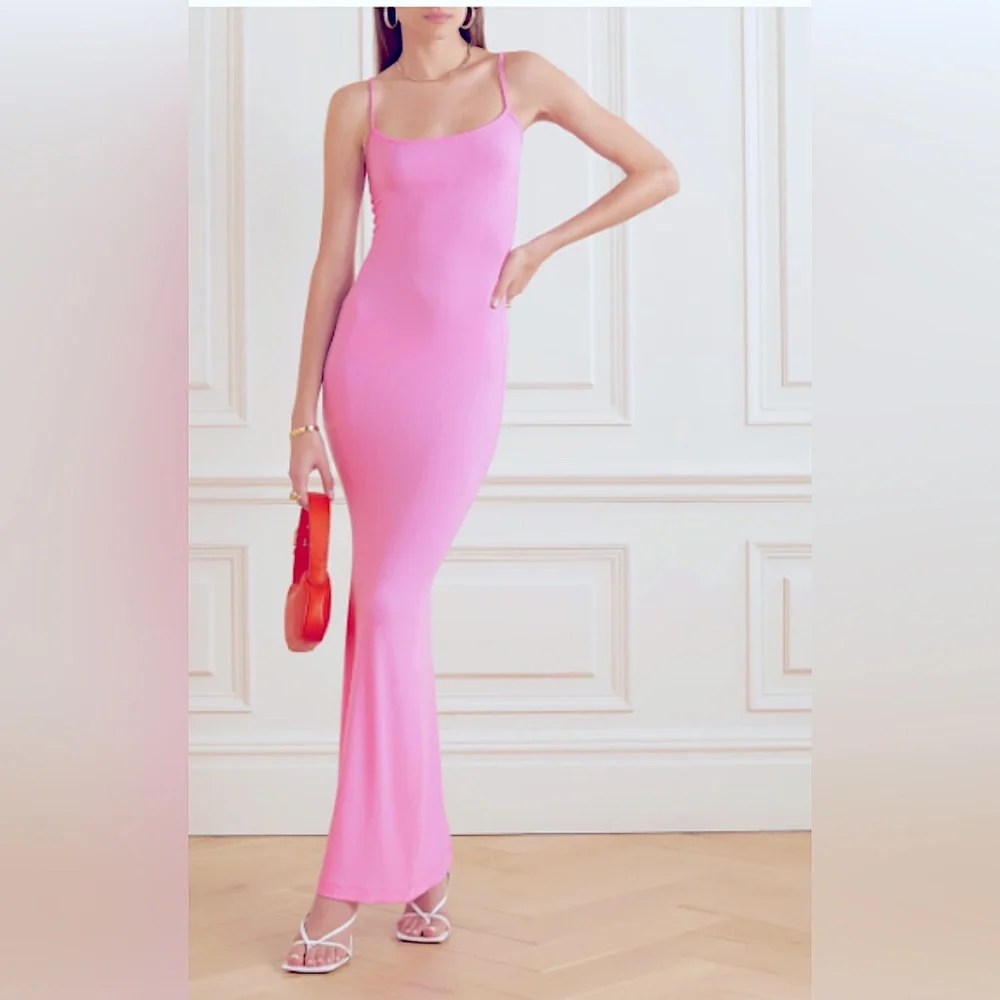 cut out waist midi dress Black Knit Halterneck Cutout Centre Mini Child  Size:3(100cm) Size medium measures 42 DC 2023 Ivory Homecoming Dress: Sparkle